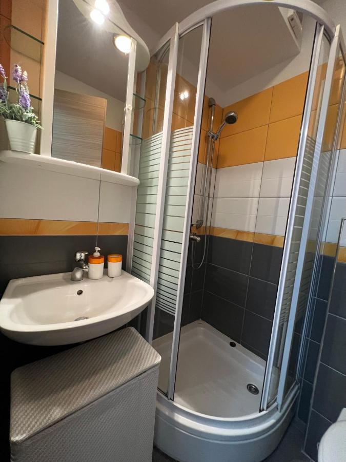 Apartman Center Omiš Esterno foto